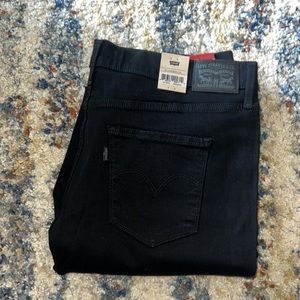 BRAND NEW LEVIS- levi’s 314 Shaping Straight, Soft Black, Size 34x34
